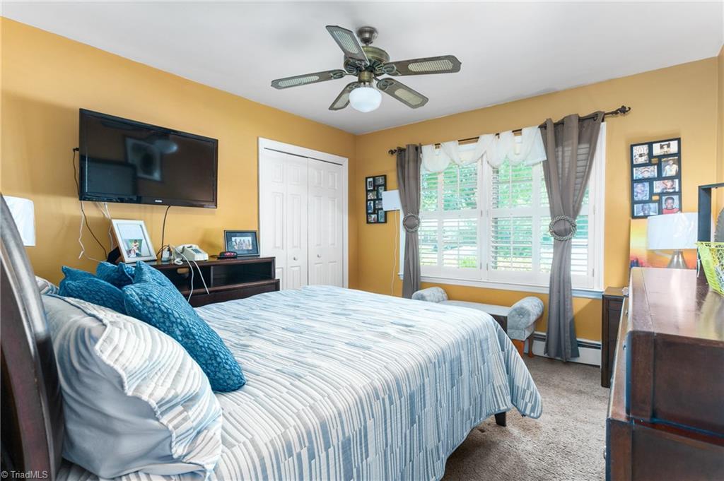 931 Croyden Street High Point, NC 27262 - Photo 18 of 39
