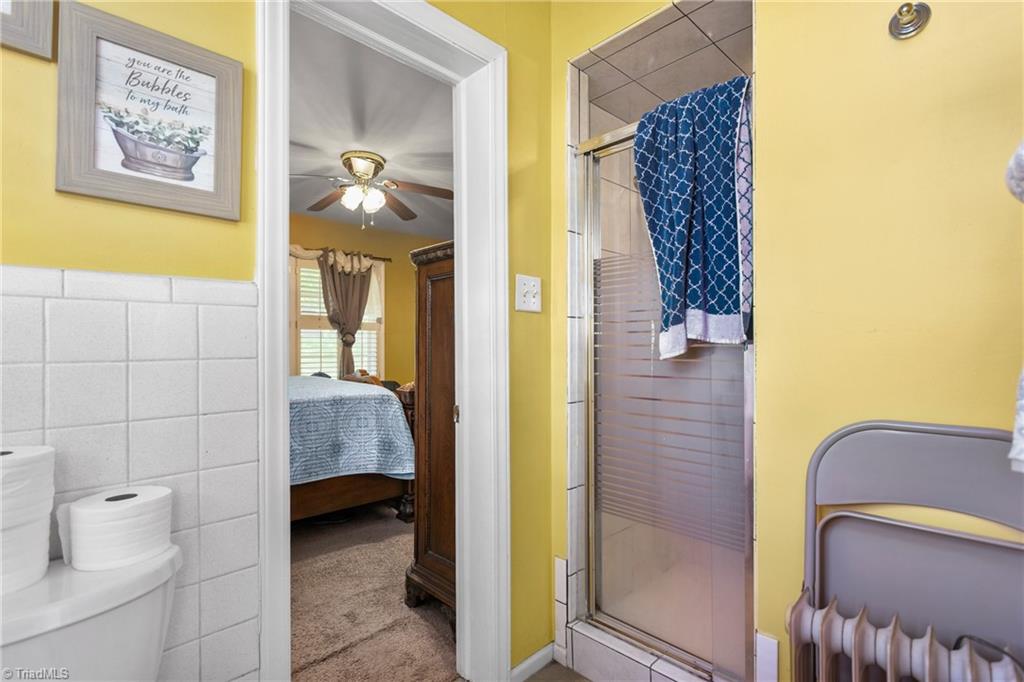 931 Croyden Street High Point, NC 27262 - Photo 26 of 39