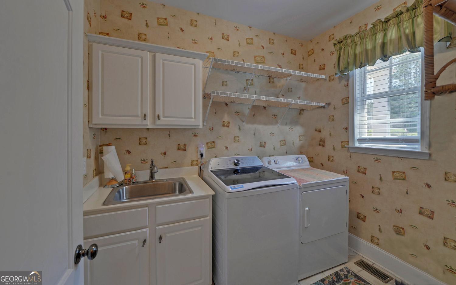 227 Capri Drive Hartwell, GA 30643 - Photo 41 of 75