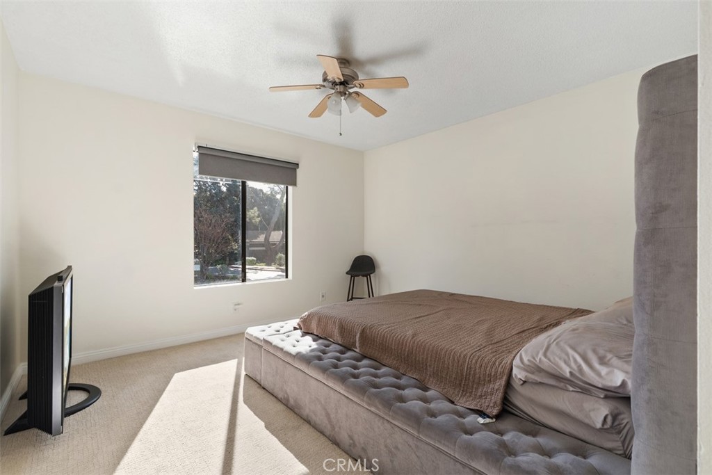 212 Springview Irvine, CA 92620 - Photo 11 of 22