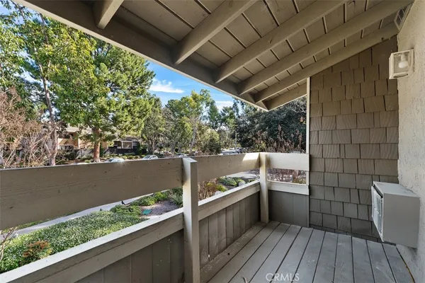 $2,500 | 212 Springview, Irvine, CA 92620