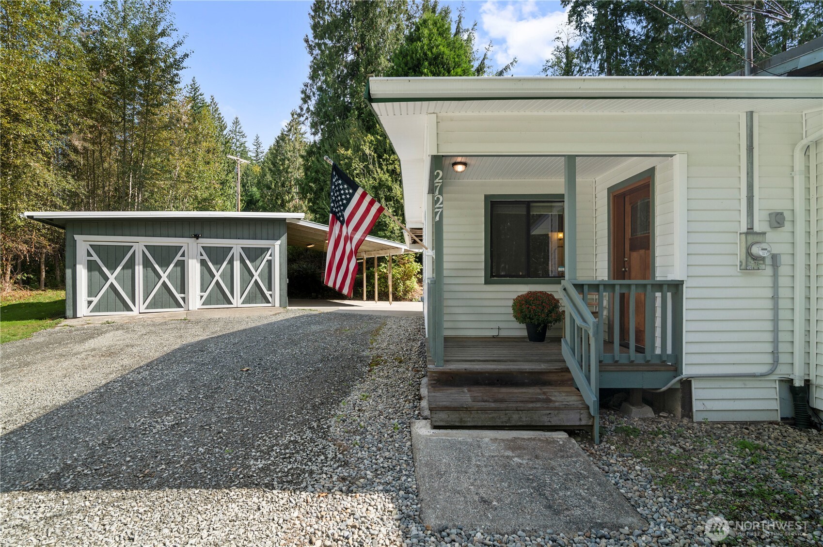 2727 Middle Shore Road Snohomish, WA 98290 - Photo 3 of 40