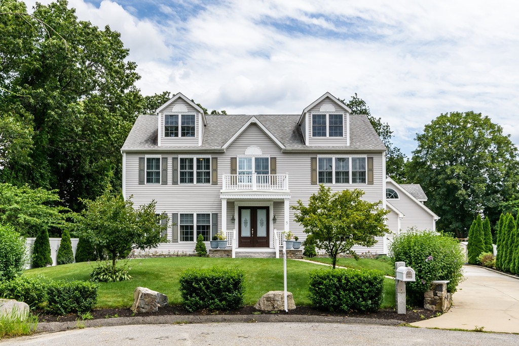 5 Lawn Avenue Lexington, MA 02421 - Photo 1 of 29 Gallery Image 1