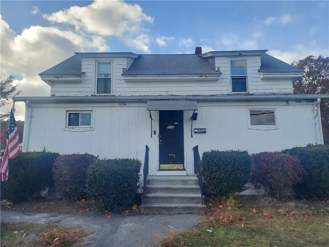 $599,900 | 936 Smithfield Avenue, Lincoln, RI 02865
