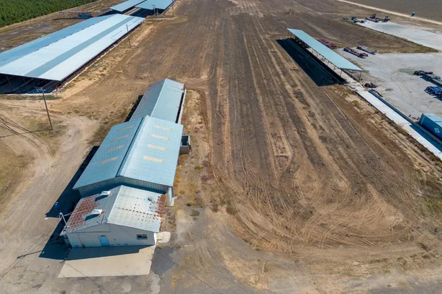 $1,400,000 | 15918 North Jack Tone Road, Lodi, CA 95240