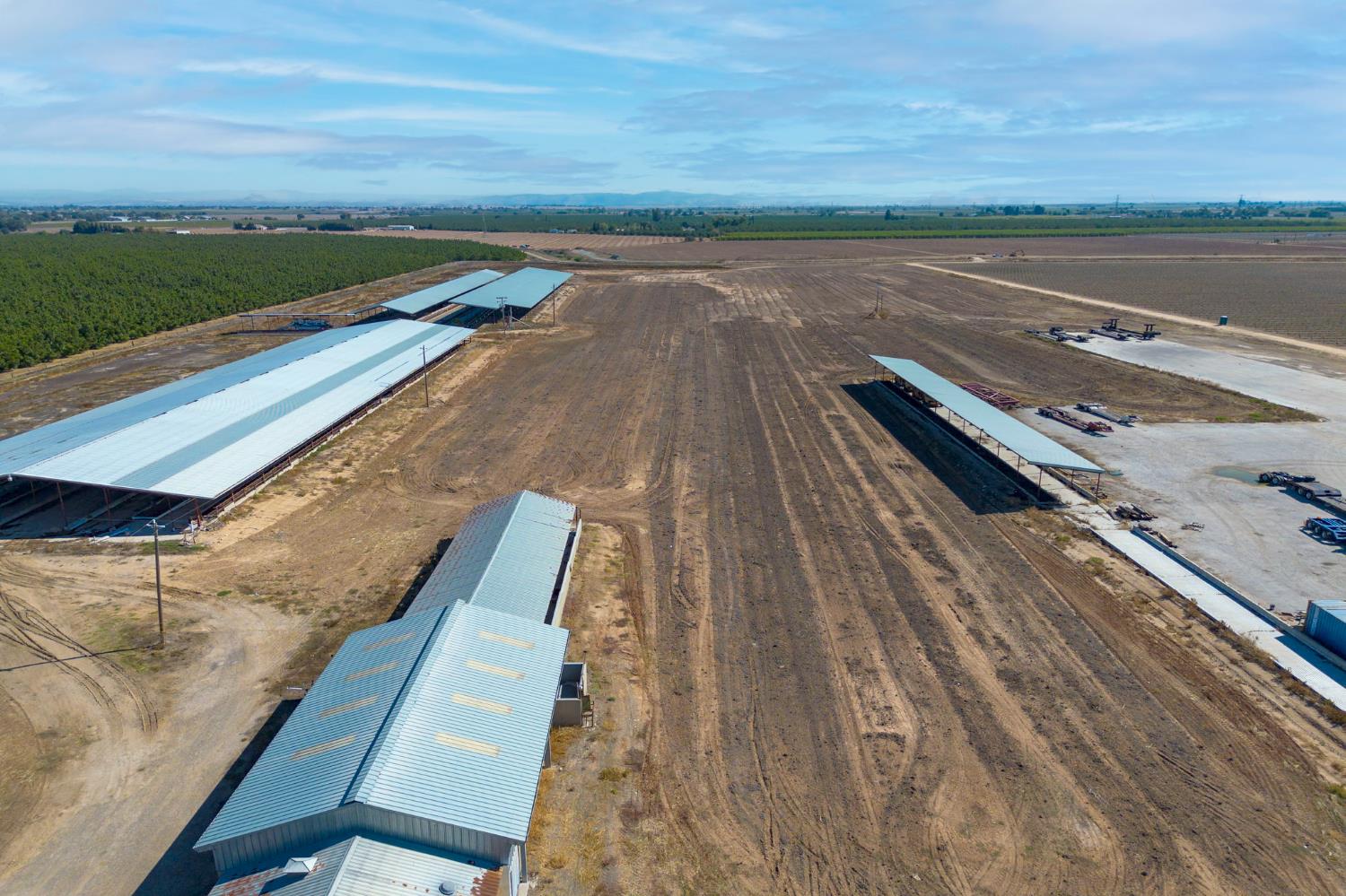 15918 North Jack Tone Road Lodi, CA 95240 - Photo 64 of 67 a view of wooden floor with lake