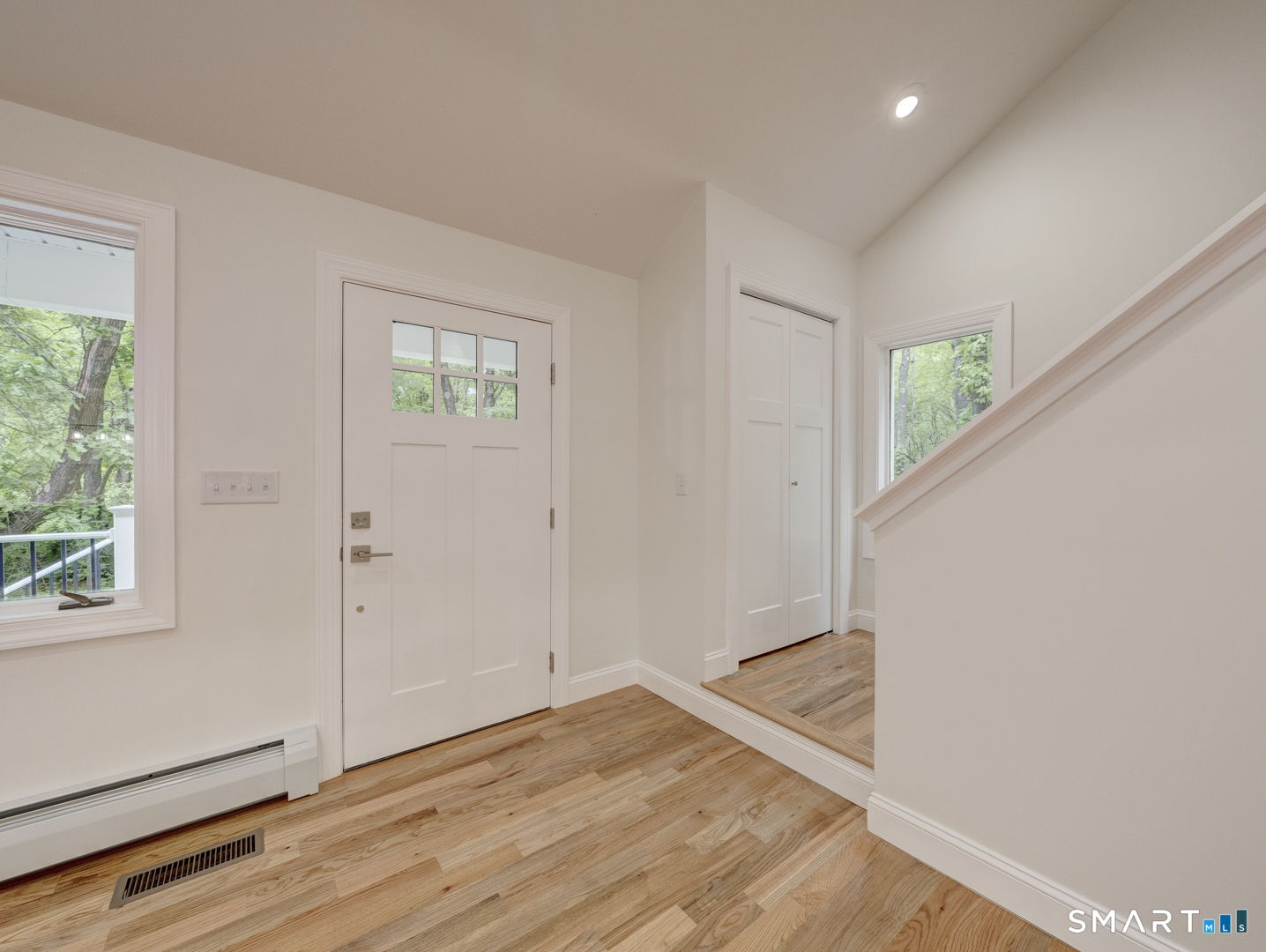 243 Brickyard Road Farmington, CT 06032 - Photo 7 of 34 Enter into Great Room