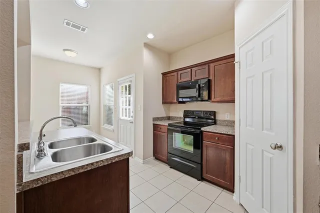 $1,475 | 813 Parkplace Ridge, Unit 813, Princeton, TX 75407