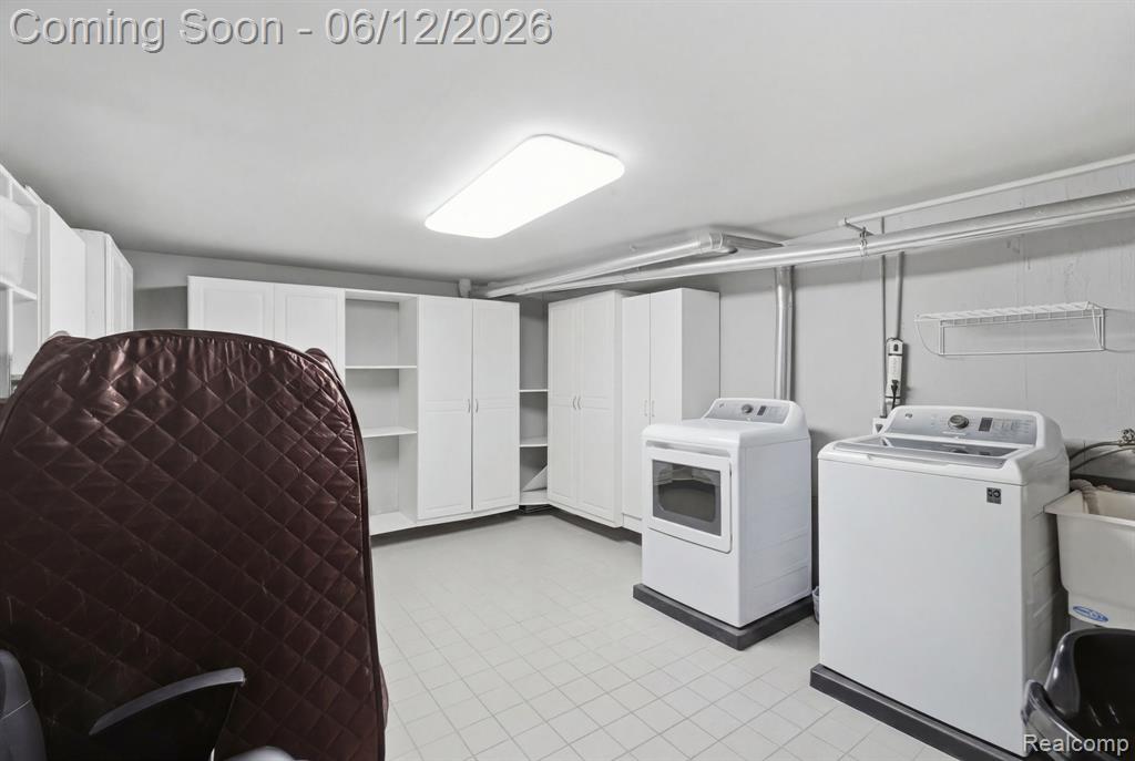 701 West Maple Road Clawson, MI 48017 - Photo 14 of 18