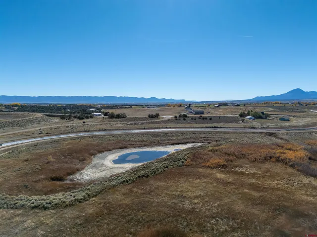 a view of mountain view with sky view