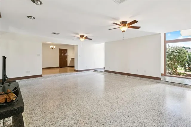 $260,000 | 2437 Charles Drive, Chalmette, LA 70043