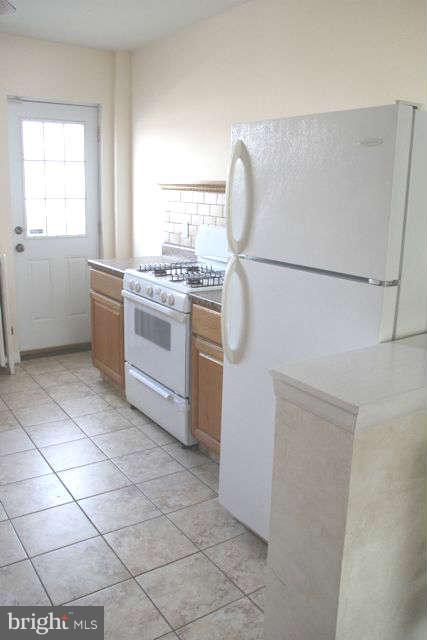 1140 Roland Heights Avenue Baltimore, MD 21211 - Photo 11 of 30 Kitchen