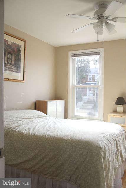 1140 Roland Heights Avenue Baltimore, MD 21211 - Photo 18 of 30 Bedroom (Master)
