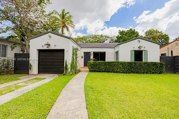 $3,800 | 375 De Soto Drive, Miami Springs, FL 33166