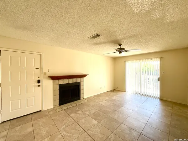 $1,199 | 14343 14343 Judson Road, Unit 407, San Antonio, TX 78233