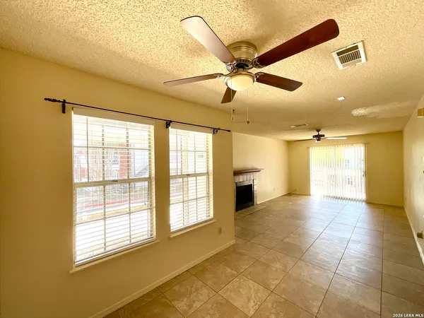 $1,199 | 14343 14343 Judson Road, Unit 407, San Antonio, TX 78233