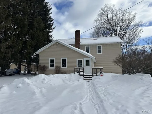 $195,000 | 102 Petrie Road, Herkimer, NY 13350