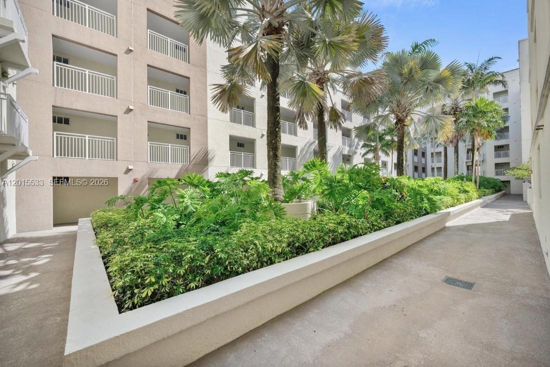 7270 Southwest 88th Street, Unit B202 Miami, FL 33156 - Photo 18 of 19