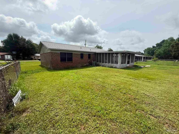 $174,900 | 4373 Pine Villa Circle, Pace, FL 32571