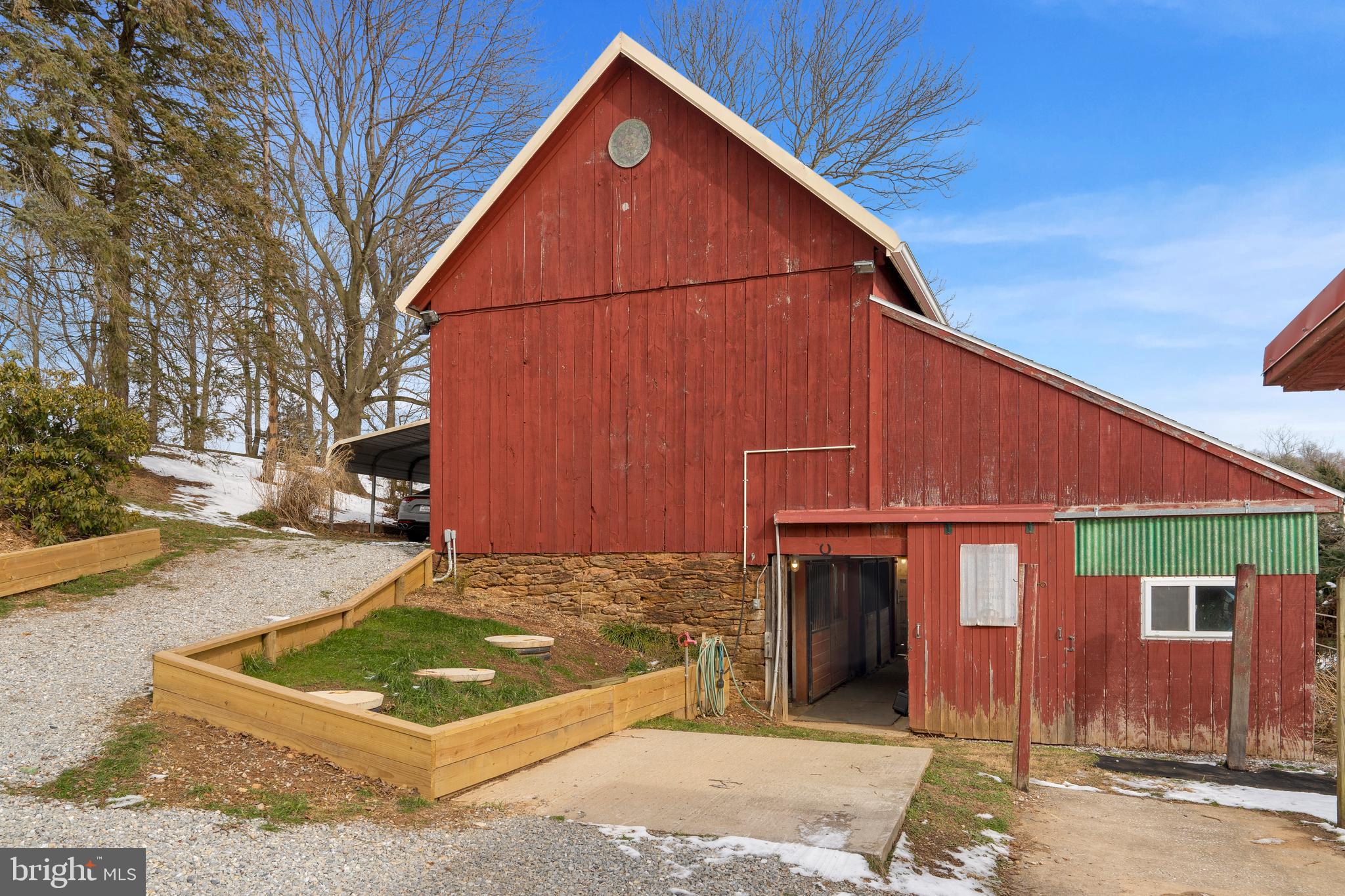 3225 Orwig Road Stewartstown, PA 17363 - Photo 7 of 79 Wash stall, Parking for a 2h BP, heated tack shed