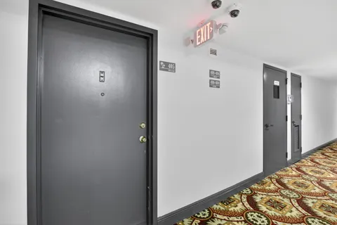 $169,900 | 400 Northeast 12th Avenue, Unit 405, Hallandale Beach, FL 33009