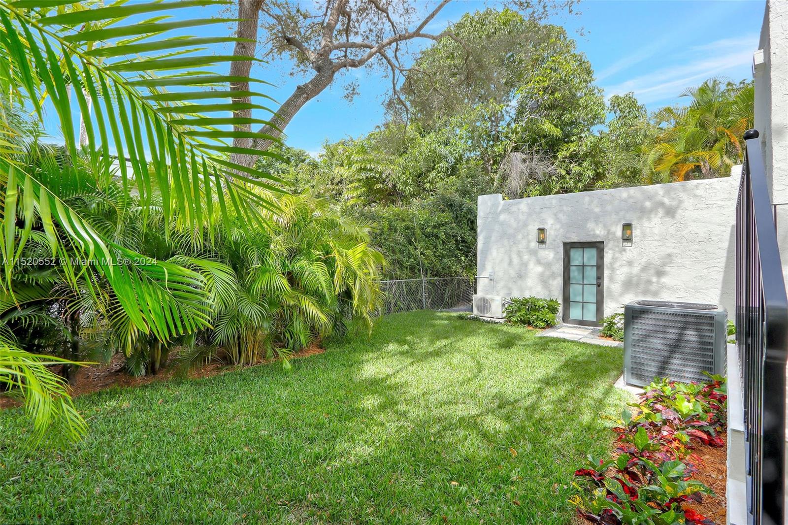 Granada Coral Gables, FL 33134 - Photo 7 of 36 a view of a back yard
