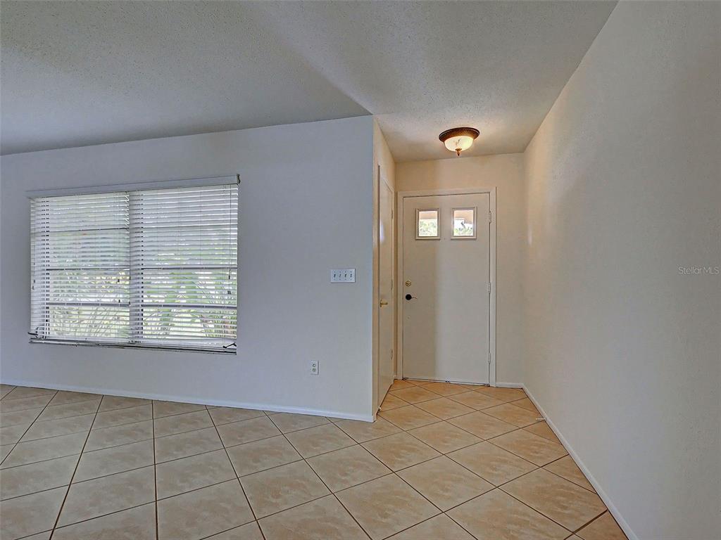 3640 Sterling Road Venice, FL 34293 - Photo 11 of 46