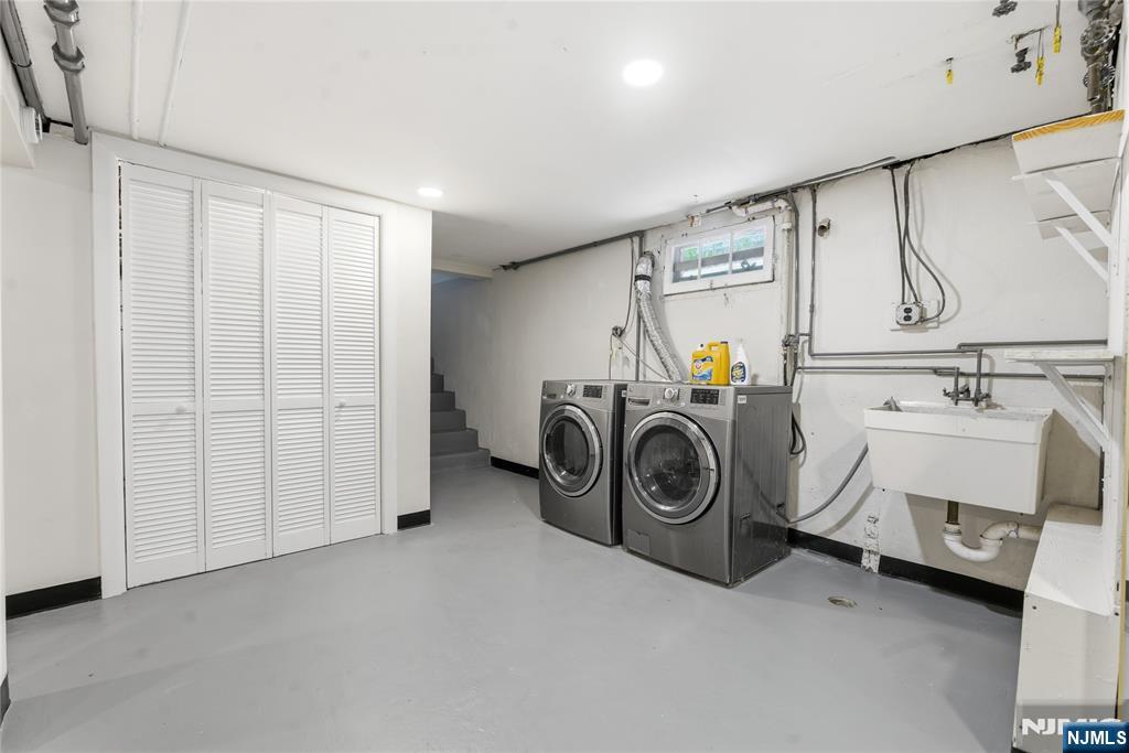 34 Rowland Avenue Hackensack, NJ 07601 - Photo 19 of 34
