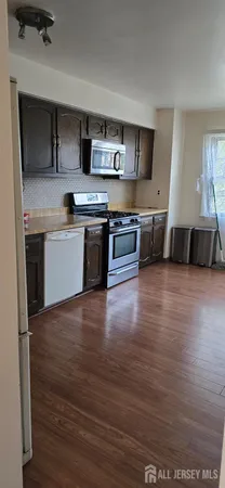 $449,900 | 78 Highview Drive, Woodbridge, NJ 07095