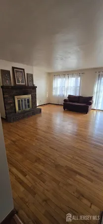 $449,900 | 78 Highview Drive, Woodbridge, NJ 07095