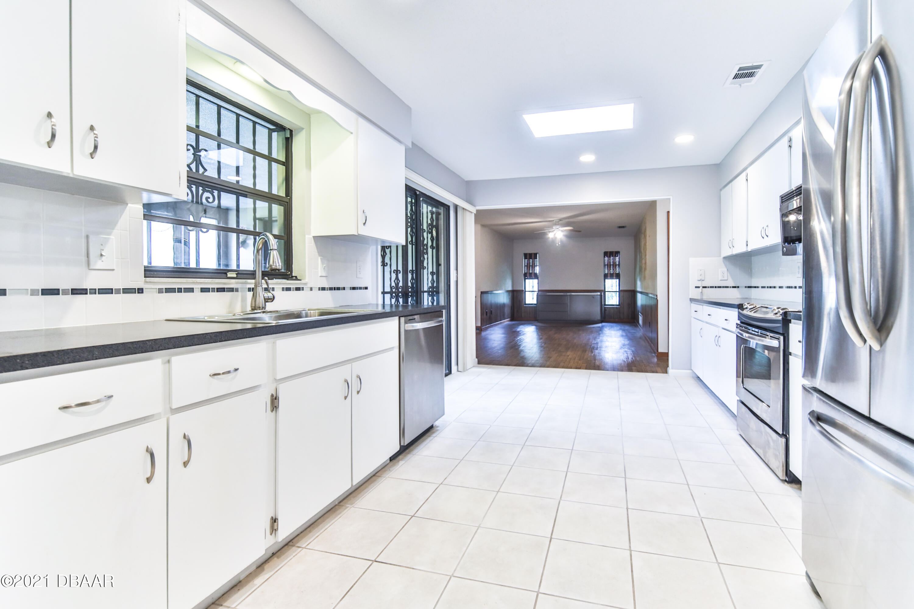 1416EdgewaterRdPrintReady-18
