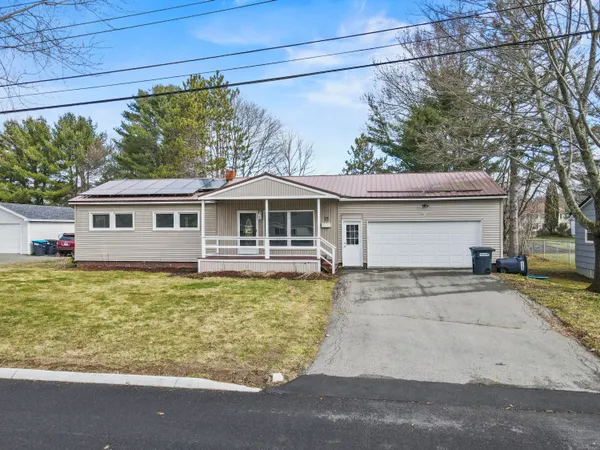 $335,000 | 12 Sunset Drive, Orono, ME 04473