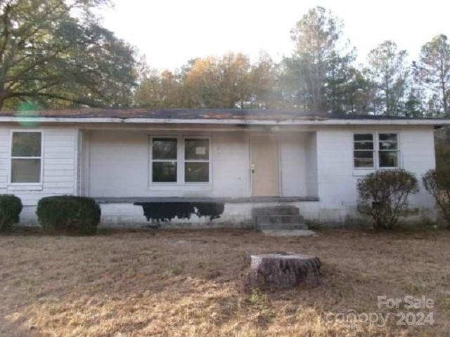 241 Lake Elizabeth Road Raeford, NC 28376 - Photo 1 of 8