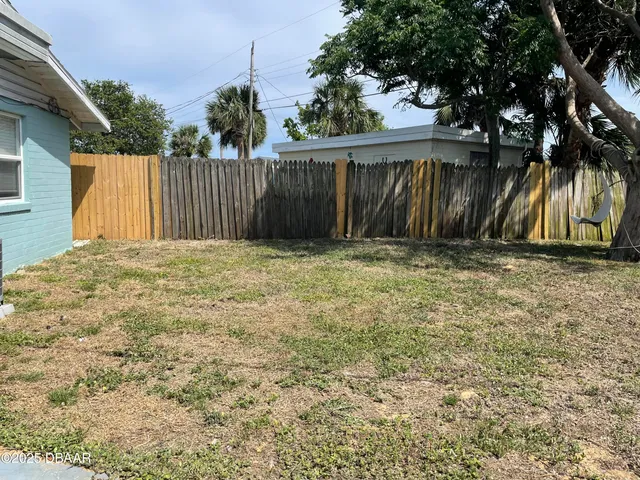 $2,000 | 66 River Drive, Ormond Beach, FL 32176