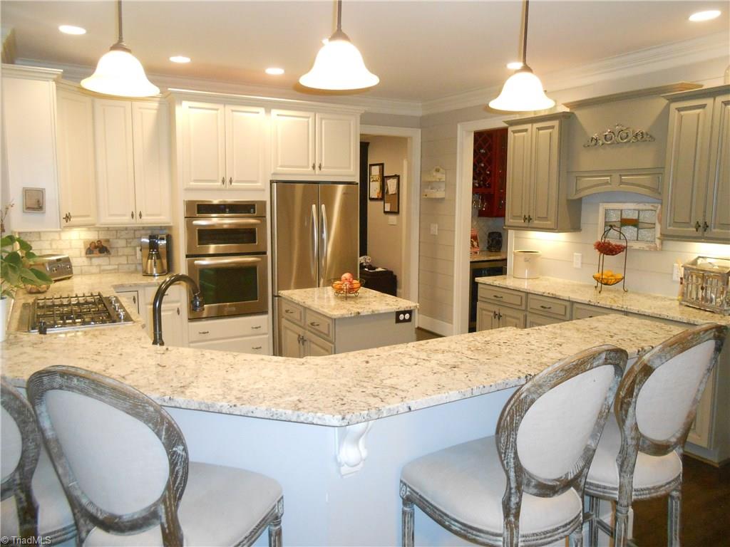 5006 Robdot Drive Oak Ridge, NC 27310 - Photo 6 of 30
