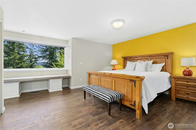 $1,550,000 | 18945 Northeast 20th Court, Redmond, WA 98052