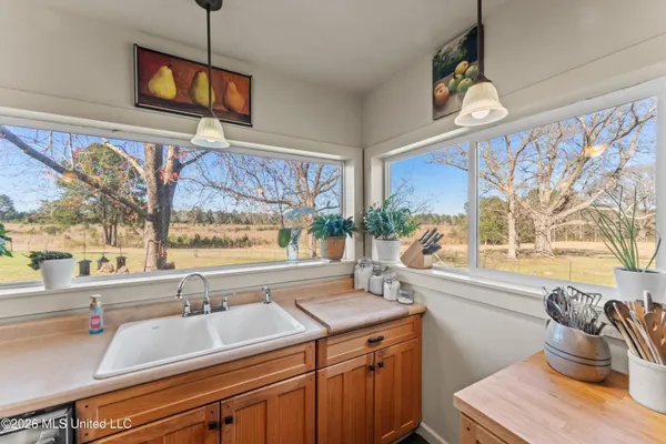 $250,000 | 3660 Berwick Cassels Road, Gloster, MS 39638