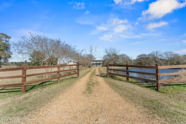 $250,000 | 3660 Berwick Cassels Road, Gloster, MS 39638