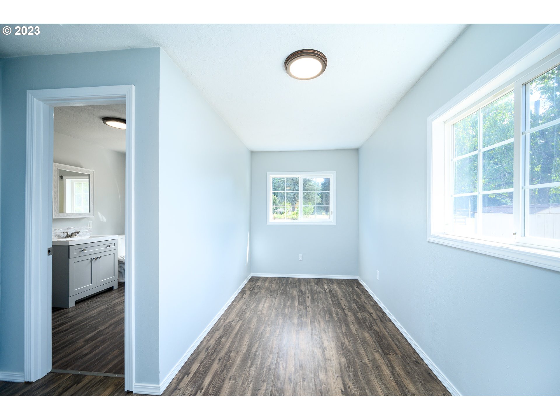 23554 Northeast Sunnycrest Road Newberg, OR 97132 - Photo 17 of 48 Bedroom