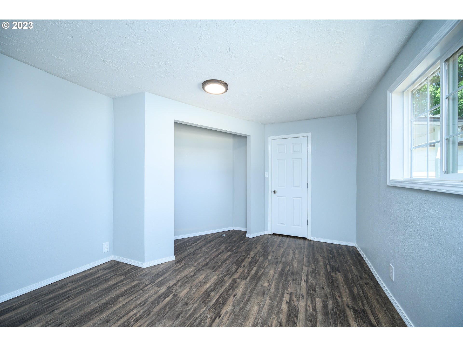 23554 Northeast Sunnycrest Road Newberg, OR 97132 - Photo 21 of 48 Bedroom