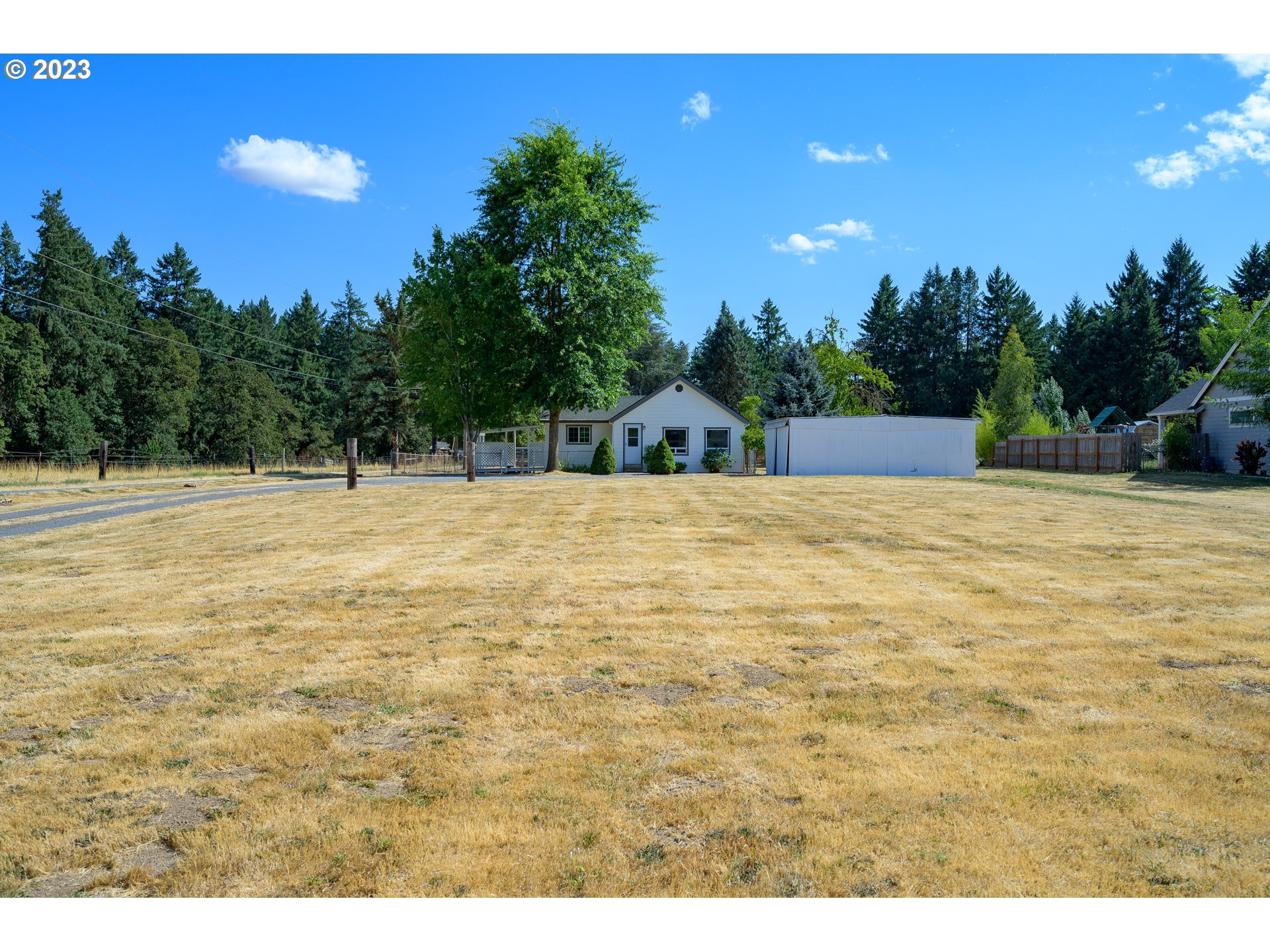 23554 Northeast Sunnycrest Road Newberg, OR 97132 - Photo 36 of 48 Gallery Image 36
