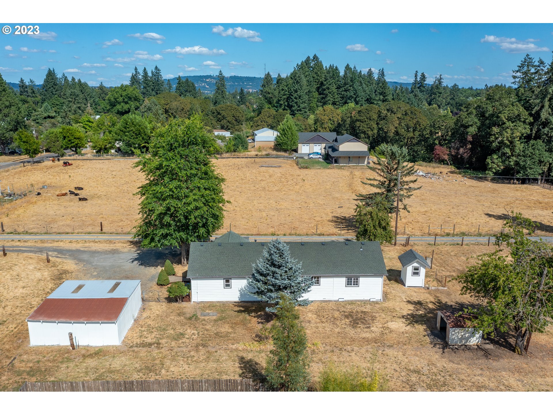 23554 Northeast Sunnycrest Road Newberg, OR 97132 - Photo 37 of 48 Gallery Image 37