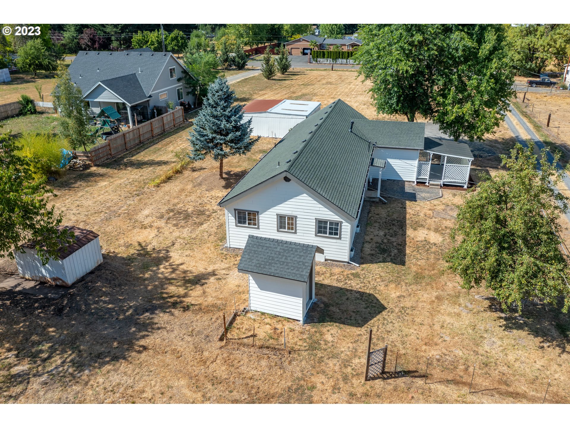 23554 Northeast Sunnycrest Road Newberg, OR 97132 - Photo 40 of 48 Gallery Image 40