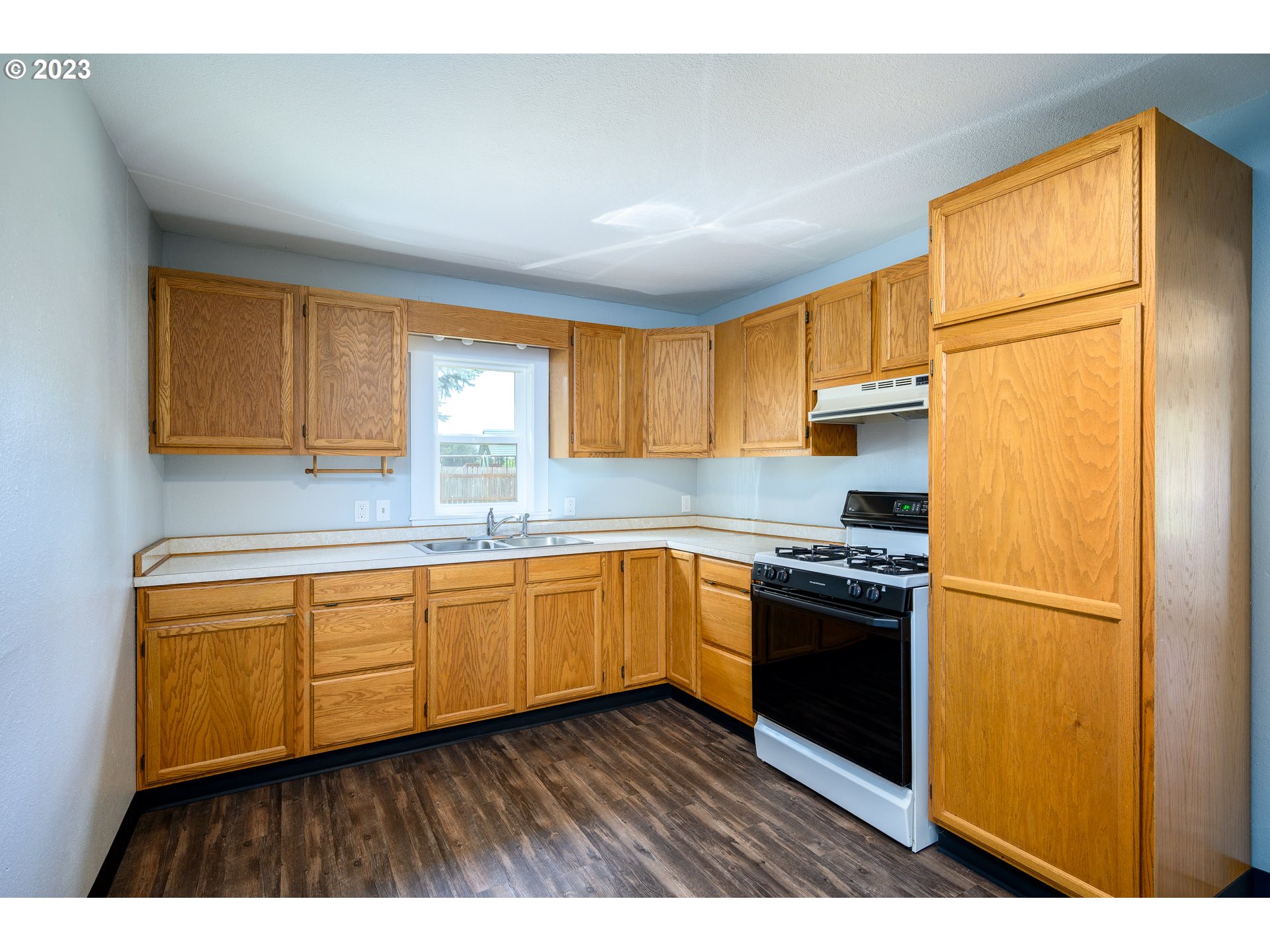 23554 Northeast Sunnycrest Road Newberg, OR 97132 - Photo 9 of 48 Gallery Image 9