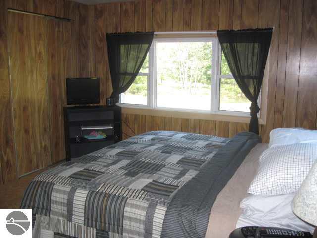 7060 Yarish Road Alger, MI 48610 - Photo 9 of 13 1751212-8.JPG