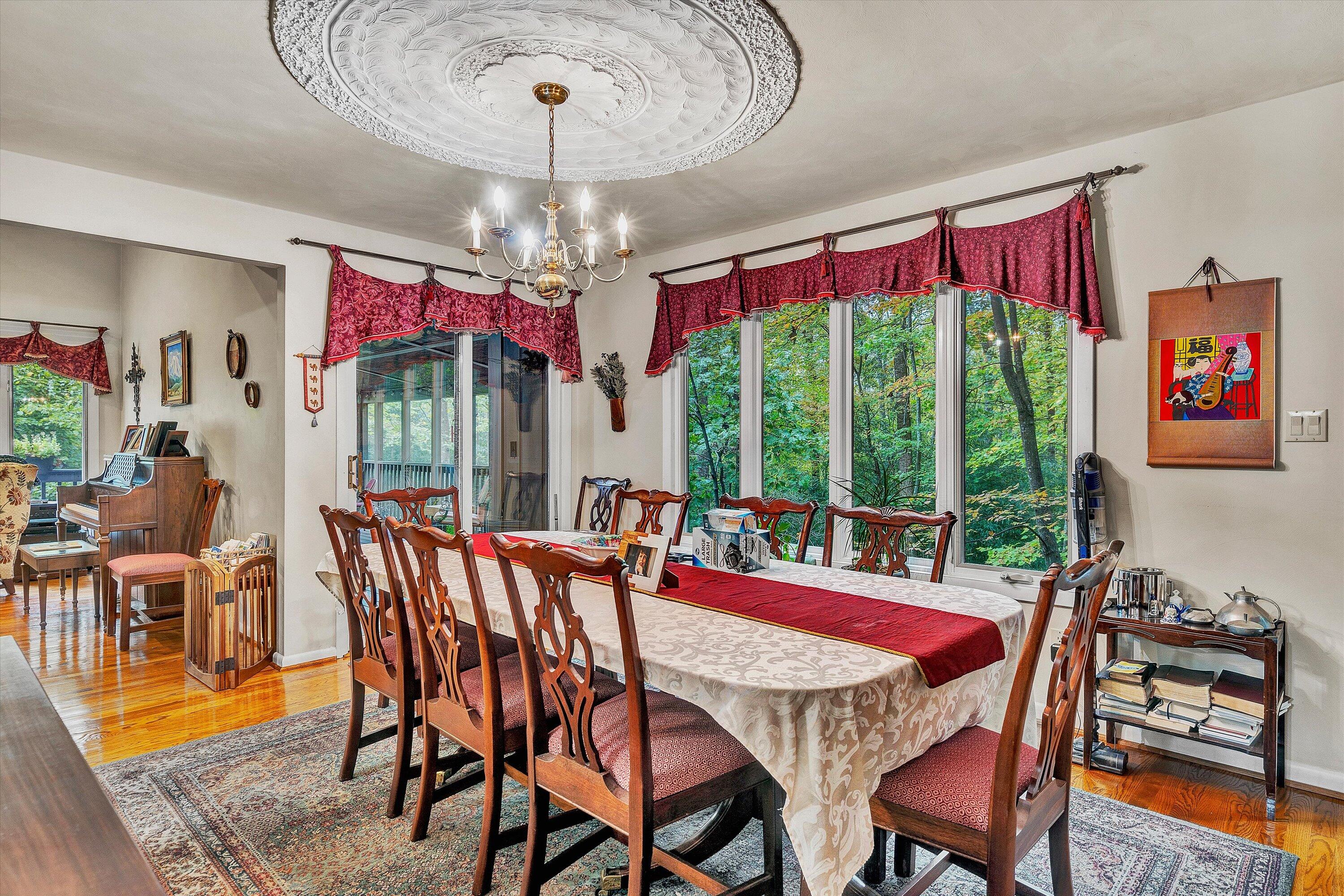 6960 Sugar Rum Ridge Road Roanoke, VA 24018 - Photo 7 of 41 07-DSC08330