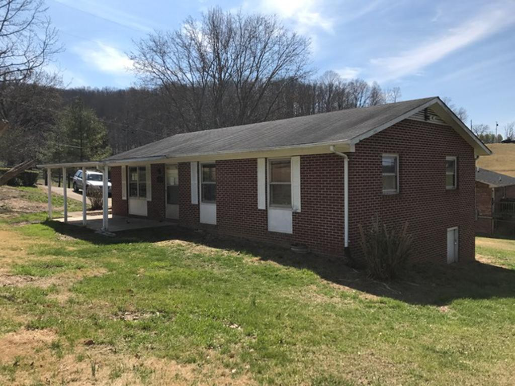 585 Poplar Grove Road Kingsport, TN 37664 - Photo 1 of 15 Photo 1