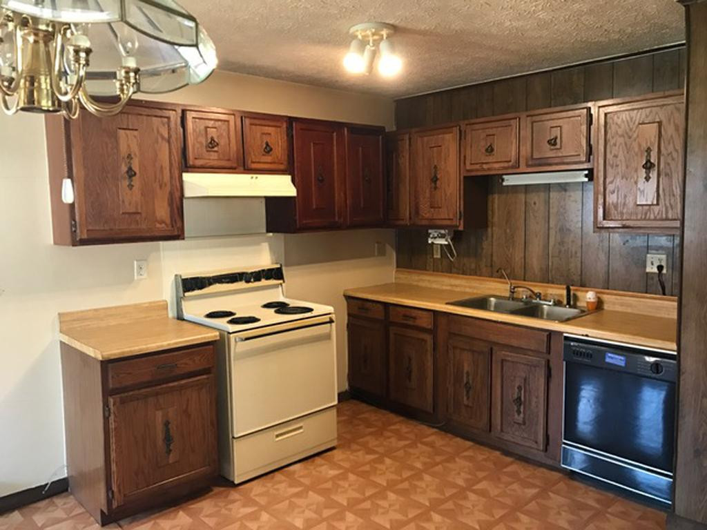585 Poplar Grove Road Kingsport, TN 37664 - Photo 2 of 15 Photo 2