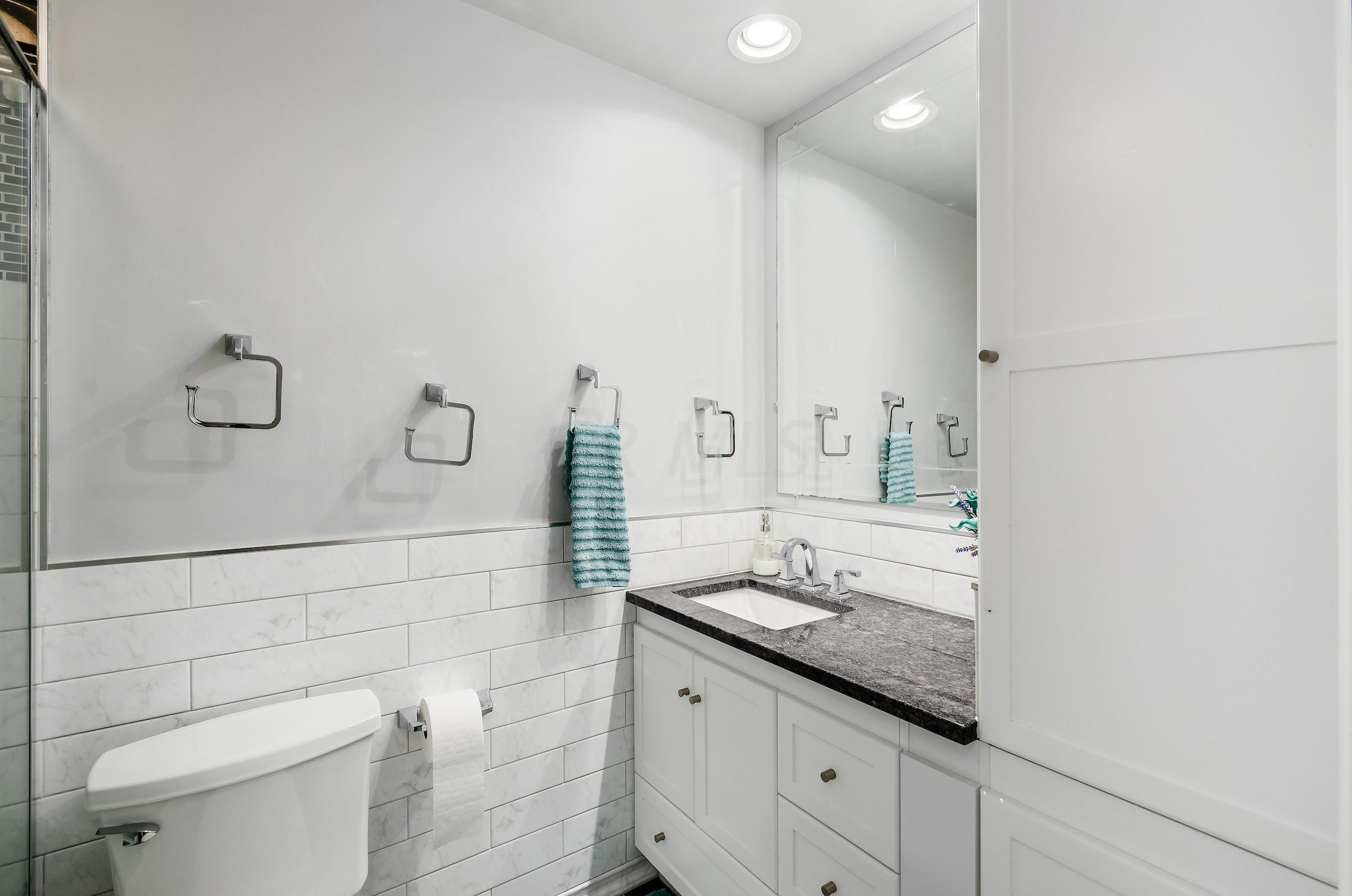 2088 Haviland Road Columbus, OH 43220 - Photo 22 of 33