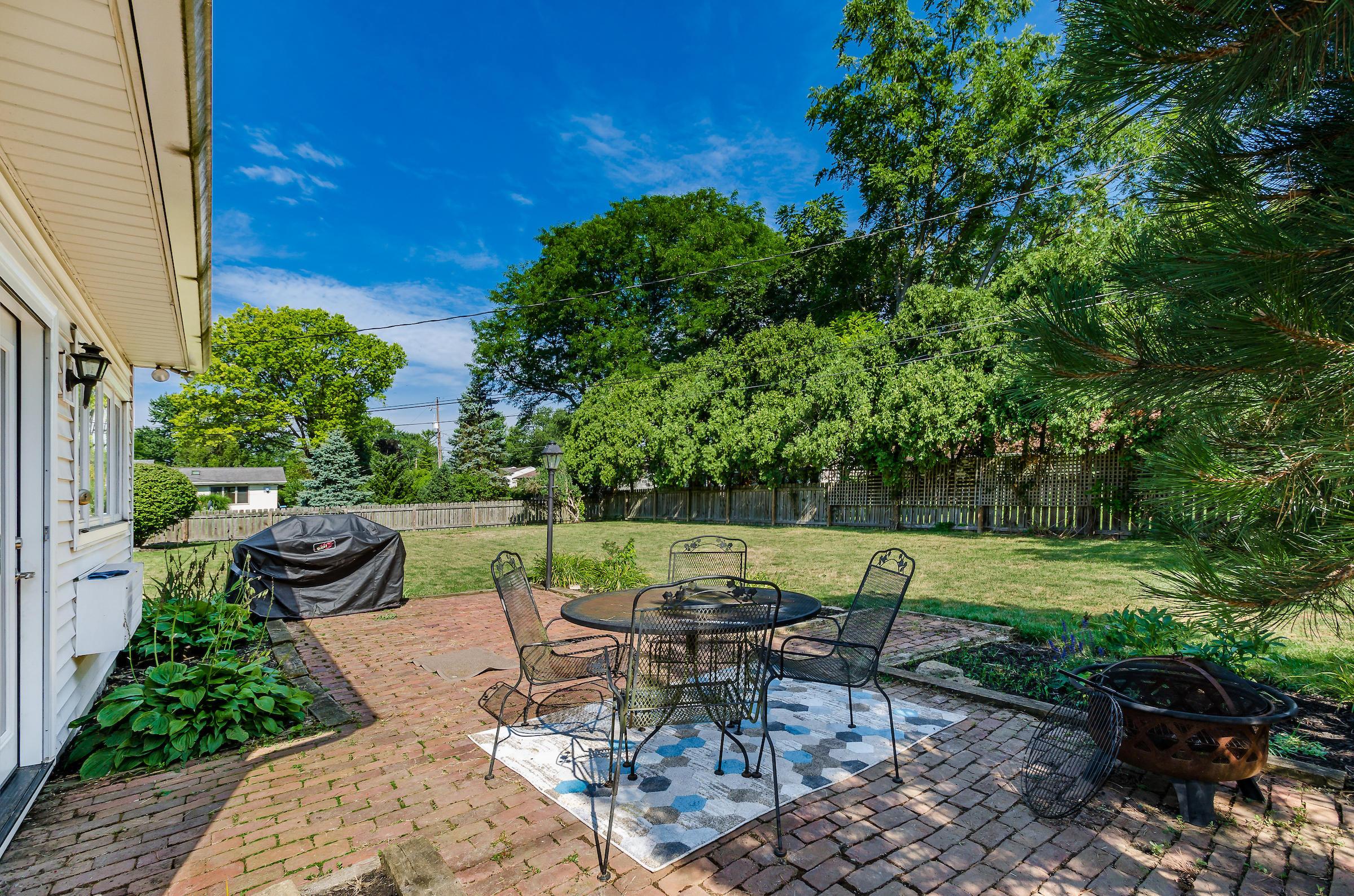 2088 Haviland Road Columbus, OH 43220 - Photo 26 of 33